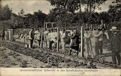 Ak Berlin Neukölln, Schießstände Hasenheide, Landwirtschaftlicher Unterricht, Soldaten