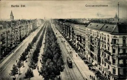 Ak Berlin Kreuzberg, Gneisenaustraße, Vogelschau, Straßenbahn