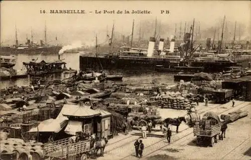 Ak Marseille Bouches du Rhône, Le Port de la Joliette, Dampfschiff, Passagierschiff