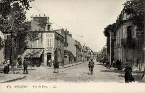 Ak Bourges-Cher, Rue de Dun