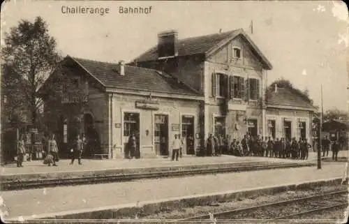 Ak Challerange Ardennes, Bahnhof