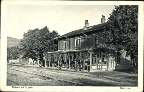 Ak Ustroń Schlesien, Bahnhof