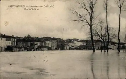 Ak Saint Savinien sur Charente Maritime, Quai de la Grue, Inondation 1904