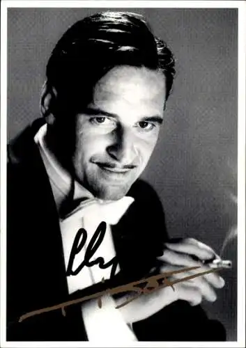 Ak Schauspieler Max Tidof, Film Comedian Harmonists, Zigarette, Autogramm