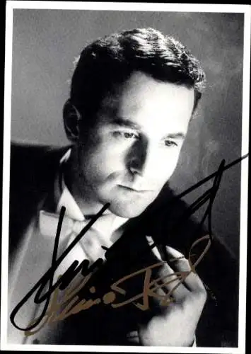 Ak Schauspieler Heino Ferch, Portrait, Autogramm, Film Comedian Harmonists, Zigarette