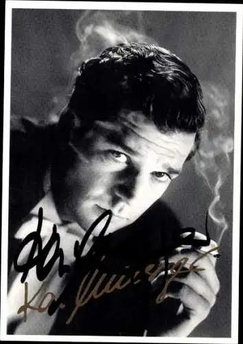 Ak Schauspieler Kai Wiesinger, Zigarette, Portrait, Film Comedian Harmonists, Autogramm