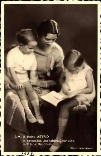 Ak S.A.R. la Duchesse de Brabant et ses enfants, Königin Astrid von Belgien, Portrait