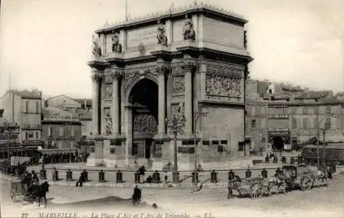 Ak Marseille Bouches du Rhône, Place d'Aix und Arc de Triomphe