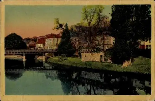 Ak Le Mans Sarthe, die Ufer der Sarthe, Ruinen, Brücke