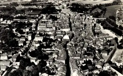 Ak Mirecourt Lothringen Vosges, Luftbild der Stadt