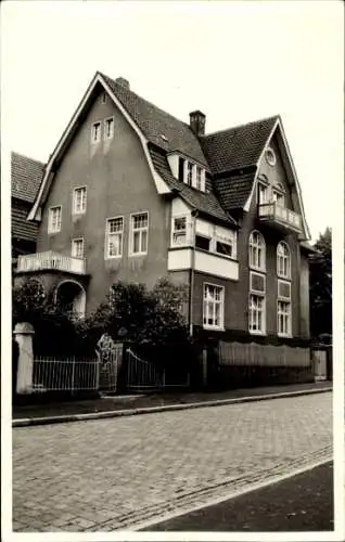 Foto Ak Bad Oeynhausen in Westfalen, Haus Hüske in der Dr. Braun Straße 4, Wohnhaus