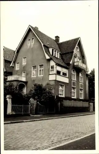 Foto Ak Bad Oeynhausen in Westfalen, Haus Hüske in der Dr. Braun Straße 4, Wohnhaus