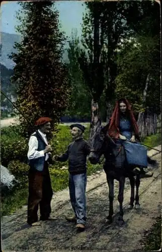 Ak Französische Tracht, Bauern im Gespräch, Frau auf Pferd reitend