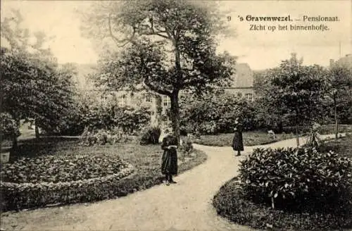 Ak Gravenwezel schützt Flandern Antwerpen, Gästehaus, Blick auf den Innenhof