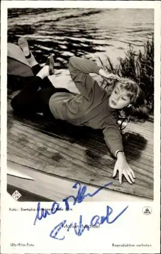 Ak Schauspielerin Marion Michael, Portrait, Autogramm