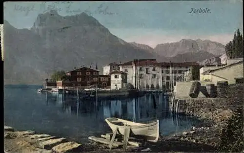 Ak Nago Torbole Lago di Garda Südtirol, Hafenpartie, Boot, Gebäude