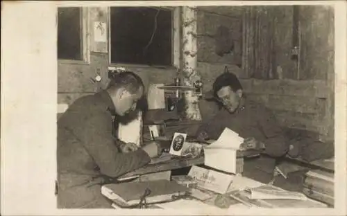 Foto Ak Galizien, Deutsche Soldaten in Uniformen, I WK