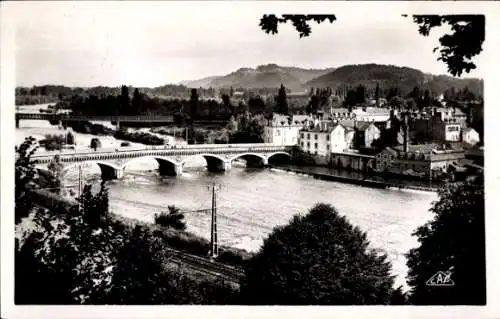 Ak Pau Pyrénées-Atlantiques, Vue vers Jurancon, Brücke