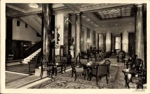 Ak Köln am Rhein, Innenansicht vom Excelsior Hotel Ernst, Halle, Treppe