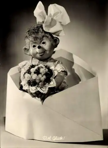 Ak Mecki der Igel, Viel Glück, Igelkind im Briefumschlag, Blumenstrauß