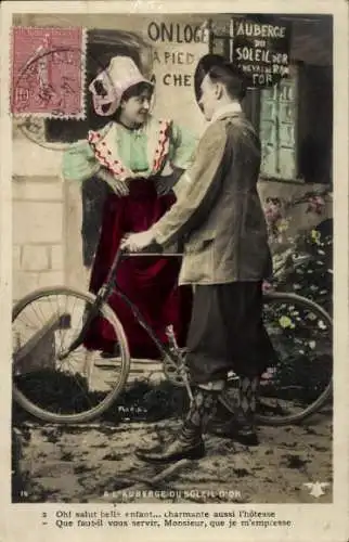 Ak Liebespaar, Frau in Tracht, Fahrrad
