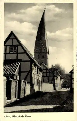 Ak Soest in Westfalen, schiefer Turm, Fachwerkhäuser