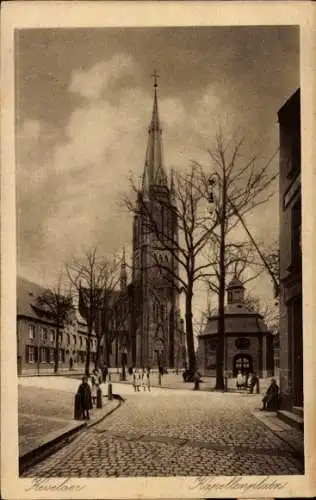Ak Kevelaer am Niederrhein, Kapellenplatz, Mädchen auf dem Platz