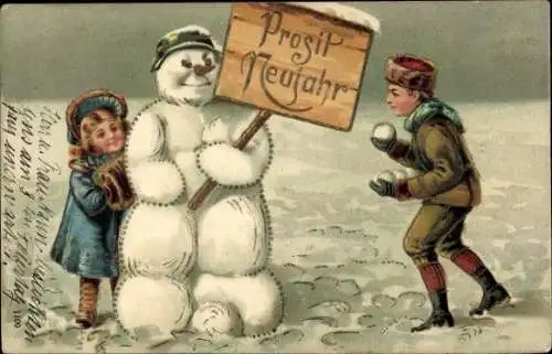 Präge Ak Glückwunsch Neujahr, Schneemann, Junge mit Schneebällen