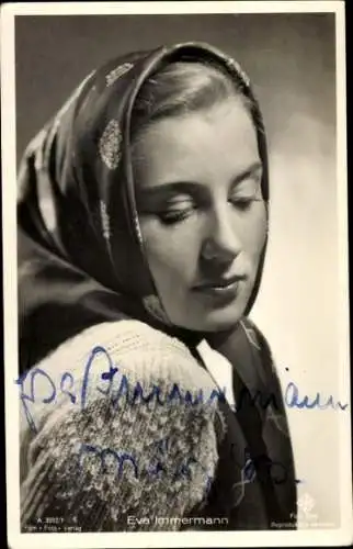 Ak Schauspielerin Eva Immermann, Portrait, Kopftuch, Autogramm