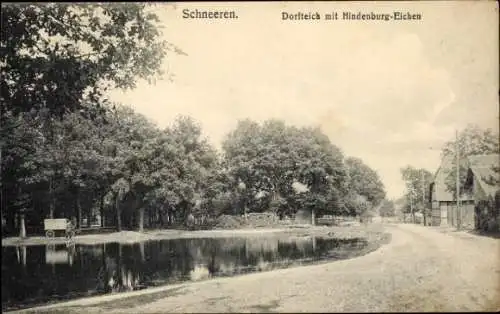 Ak Schneeren Neustadt am Rübenberge in Niedersachsen,Dorfteich,Hindenburg Eichen