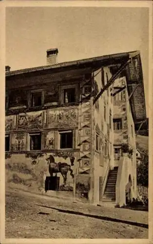Ak Tirol, bemaltes Haus aus dem 15. Jahrhundert