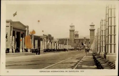 Ak Barcelona Katalonien Spanien, Avenue Königin Maria Christine, Ausgang, Ausstellung 1929