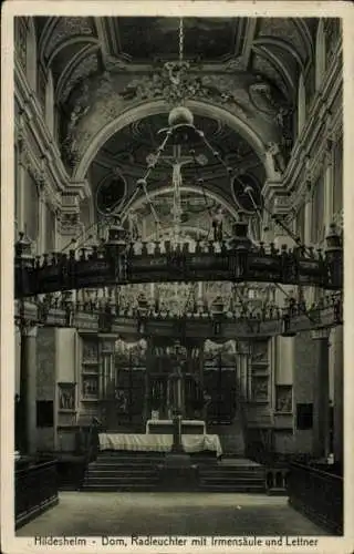 Ak Hildesheim in Niedersachsen, Dom, Radleuchter mit Irmensäule und Lettner