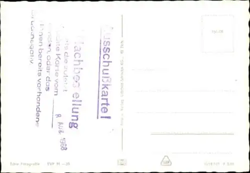 Ak Tautenhain in Thüringen, Blick auf den Ort, Fachwerkhäuser