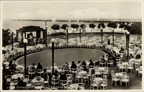 Ak Sopot Gdańsk Zoppot Danzig, Tanzdiele am Strand