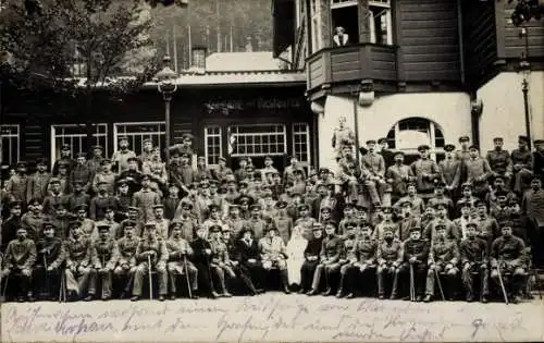 Ak Braunschweig in Niedersachsen, Leopoldstraße, Soldaten, Gruppenfoto