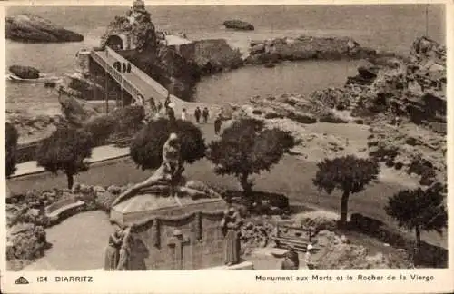Ak Biarritz Pyrénées Atlantiques, Monument aux Morts, Rocher de la Vierge