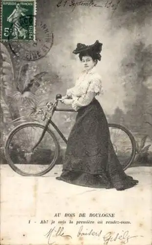 Ak Junge Frau, Portrait, Fahrrad, Hut