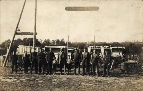 Foto Ak Mühldorf am Inn Oberbayern, Gruppenbild, F. Silberhorn