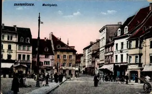 Ak Saarbrücken im Saarland, Marktplatz