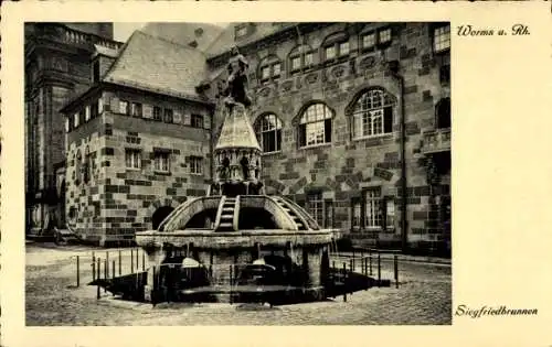 Ak Worms am Rhein, Blick auf Siegfriedbrunnen, Statue