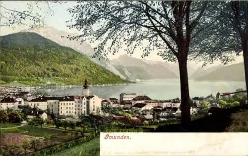 Ak Gmunden in Oberösterreich, Blick auf Ortschaft und Umgebung