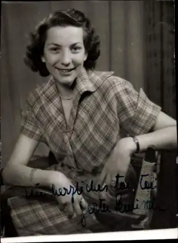 Ak Schauspielerin Gertrude Lewisch, Portrait, Autogramm