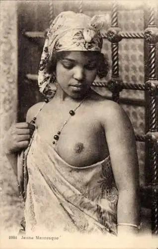 Ak Maghreb, Arabische Frau mit nackter Brust