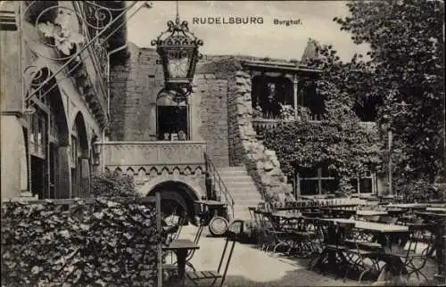 Ak Bad Kösen Naumburg an der Saale, Rudelsburg, Burghof