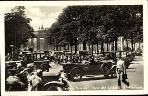 Ak Berlin Mitte, Berliner Verkehr, Unter den Linden an der Wilhelmstraße