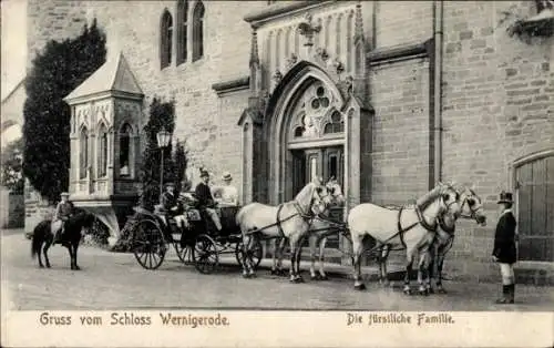 Ak Wernigerode, Fürstliche Familie vor dem Schloss, Kutsche, Christian Ernst und Marie zu Stolberg