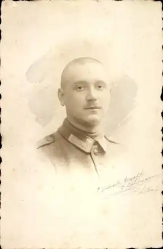 Foto Ak Liepaja Libau Lettland, Soldat in Uniform, Portrait