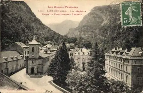 Ak Eaux Chaudes Laruns Pyrénées Atlantiques, Vue generale, Eglise, Etablissement Thermal