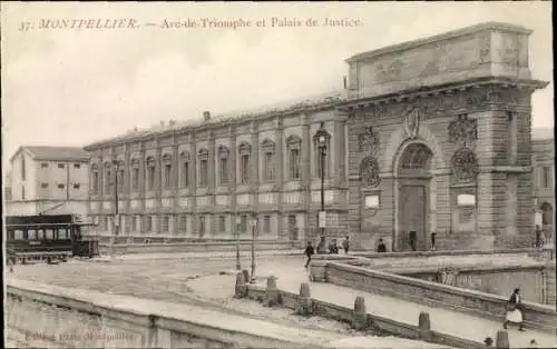 Ak Montpellier Hérault, Arc de Triomphe, Palais de Justice